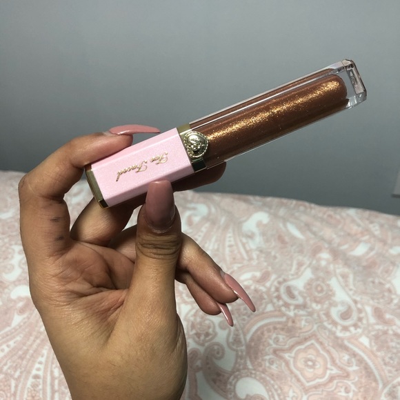 Too Faced Rich and Dazzling Lip Gloss - Picture 4 of 5